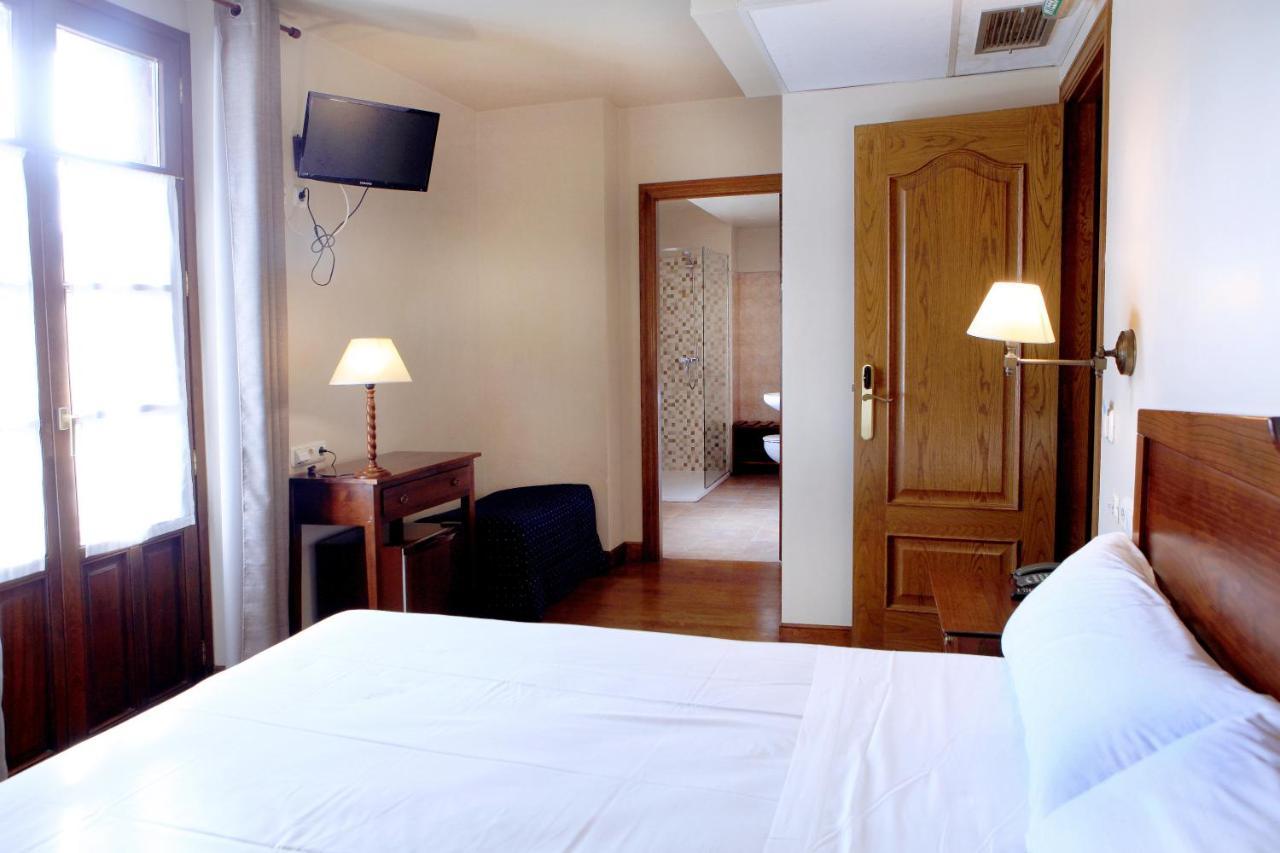 Hostal Antxitonea Elizondo Exteriér fotografie