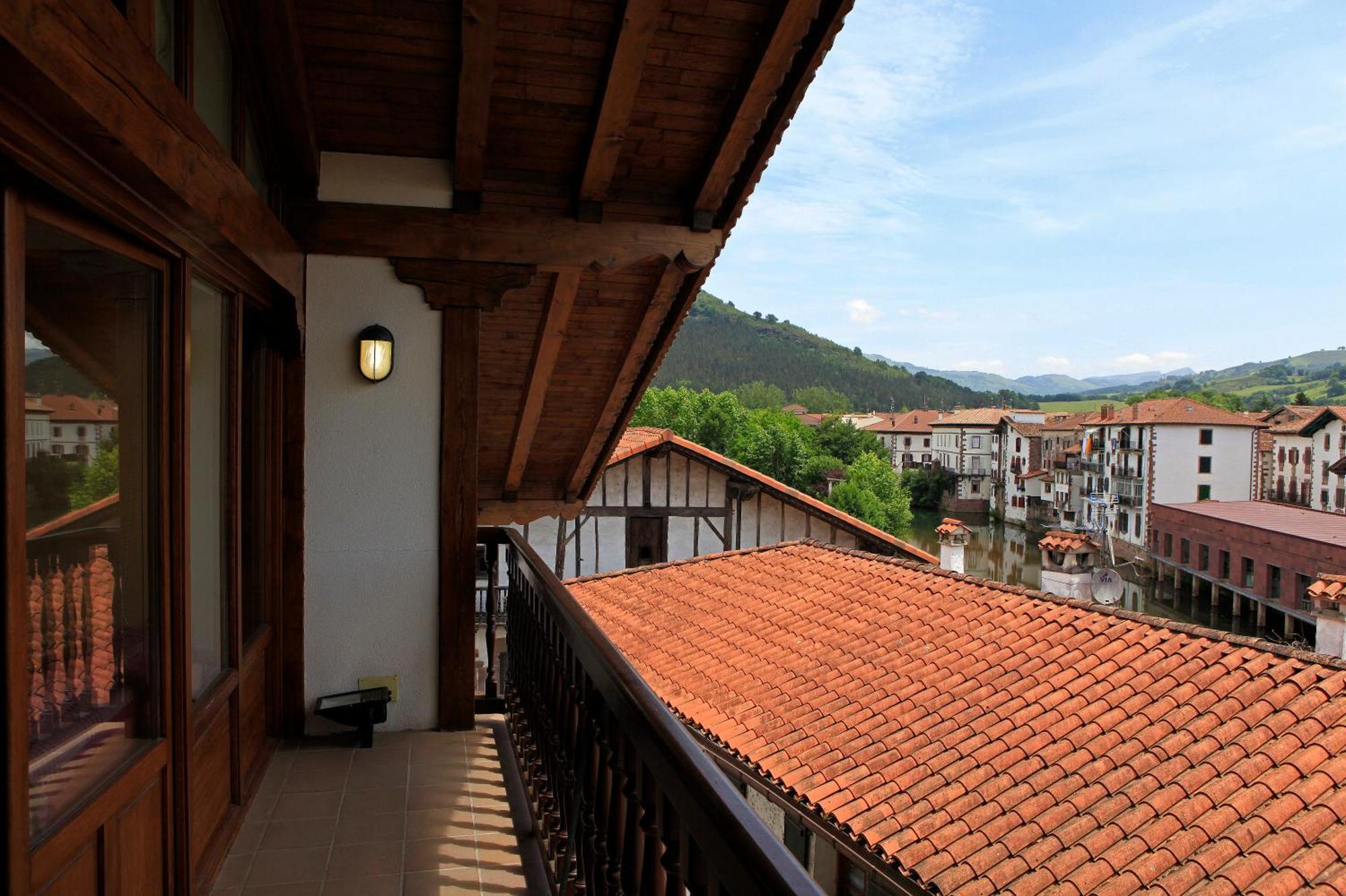 Hostal Antxitonea Elizondo Exteriér fotografie